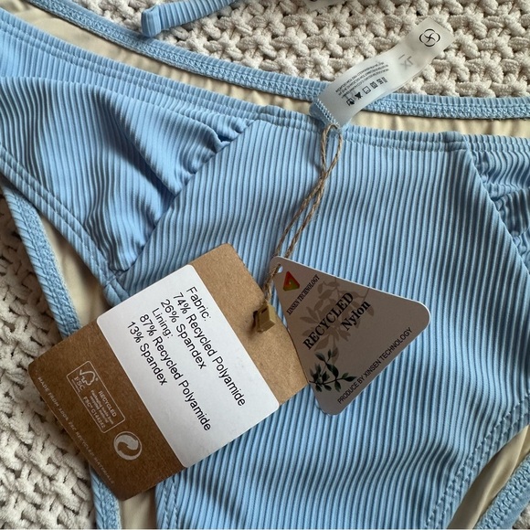 Berlook NEW Powder Blue V-Neck Knot Triangle Bikini Set Top Bottoms Women’s XL - Picture 10 of 12